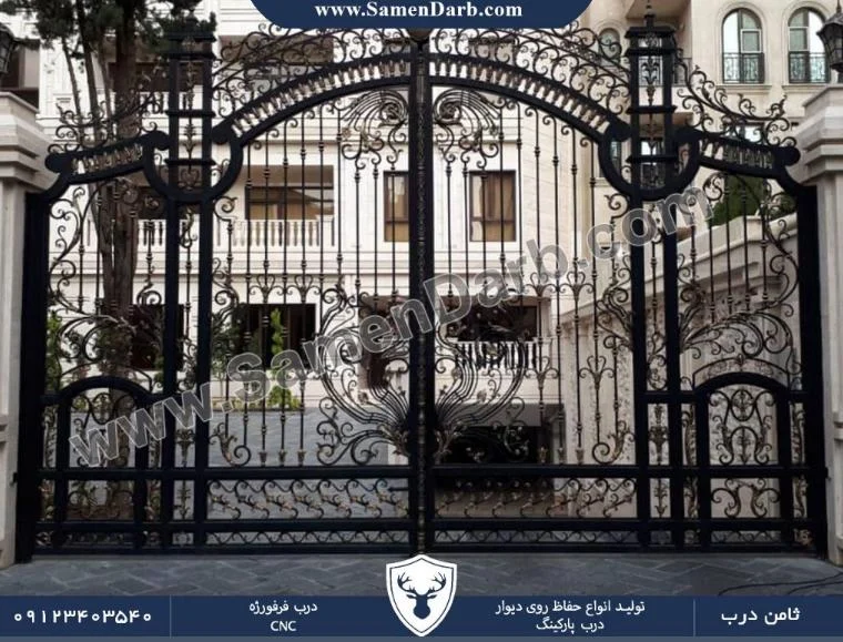 چرا درب پارکینگ برند ثامن درب بهترین گزینه برای حفاظت از خودروها و فضای پارکینگ است؟